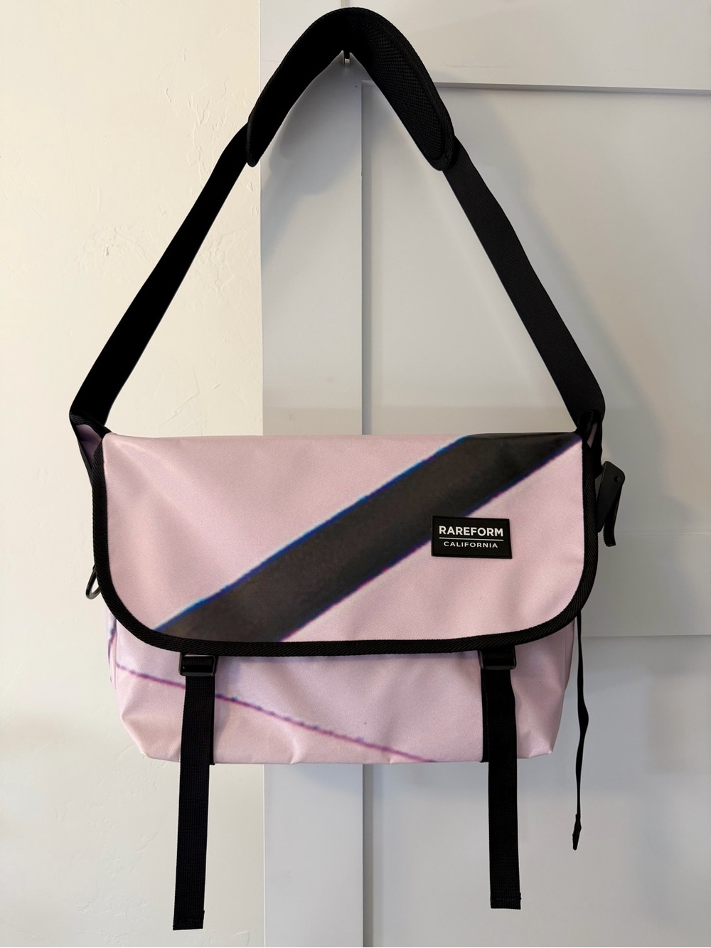 Rareform Manhattan Messenger Tote Bag in Pink and Black